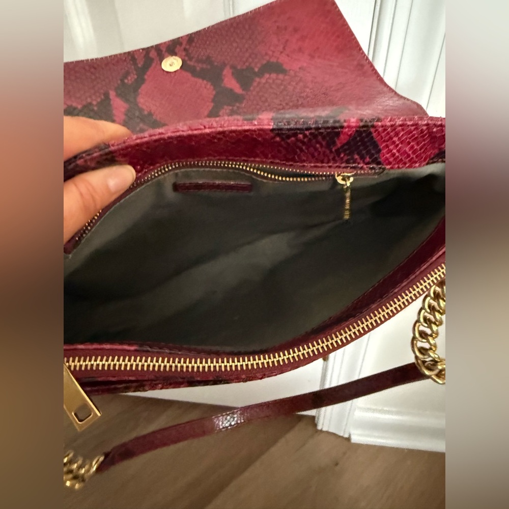 Marc Jacob’s Phython Quilted Leather and Gold Elegant Red Quilted Shoulder Bag - Picture 5 of 11